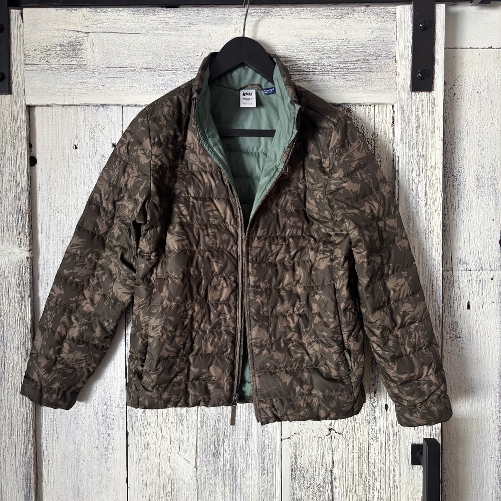 REI Boys puffer jacket
